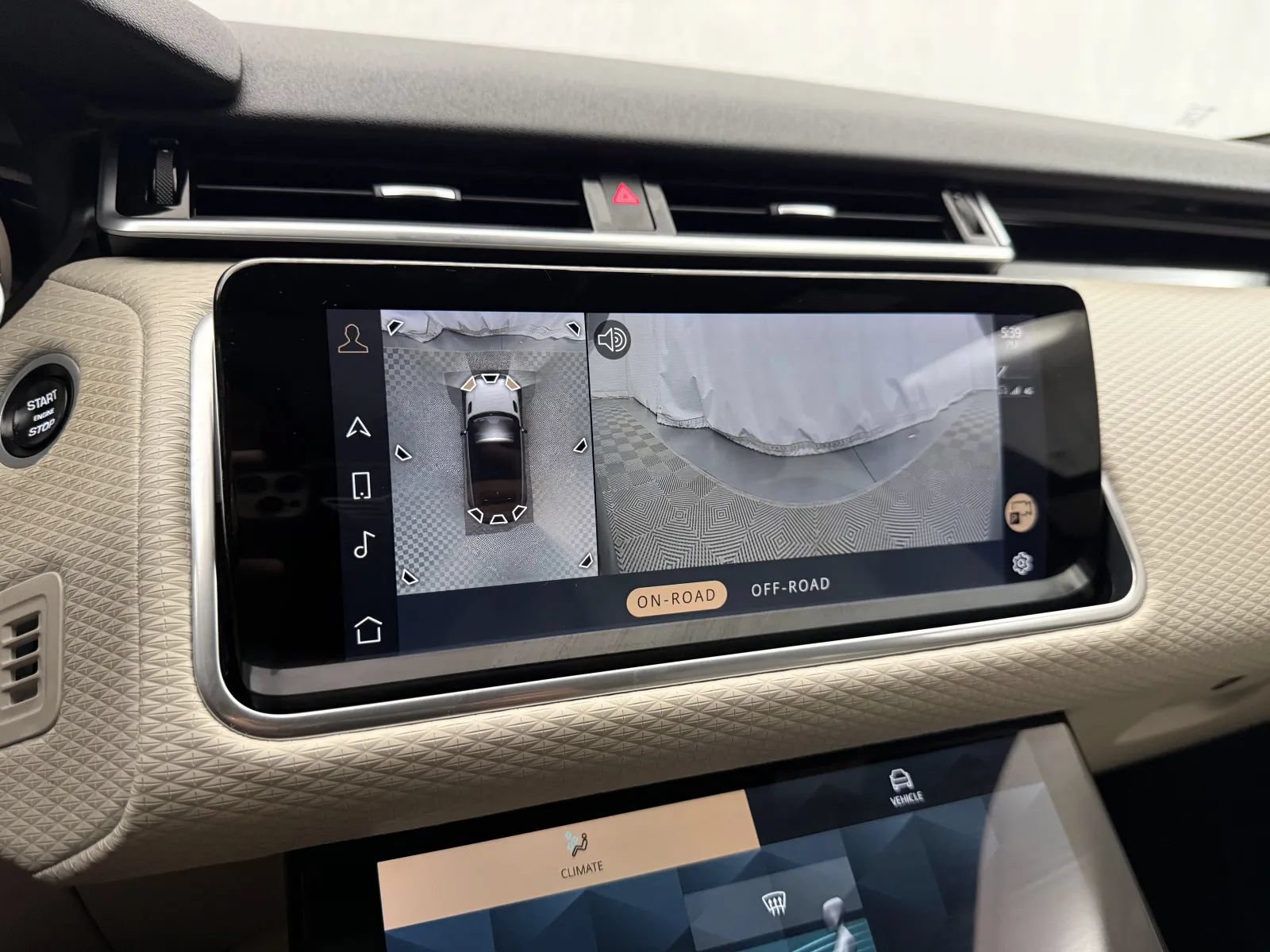 Used 2021 Land Rover Range Rover Velar R-Dynamic S AWD/4WD image 24
