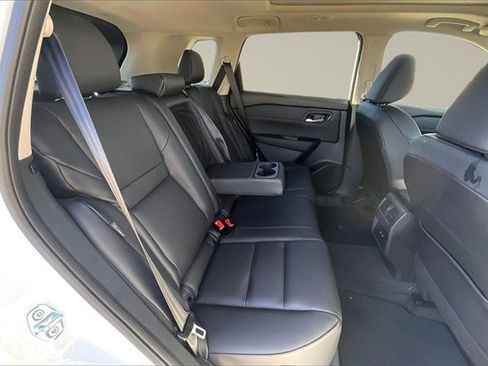 New 2026 Nissan Rogue SV image 10