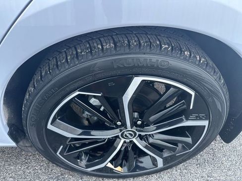 Certified 2024 Nissan Altima 2.5 SR w/ SR Premium Package image 10