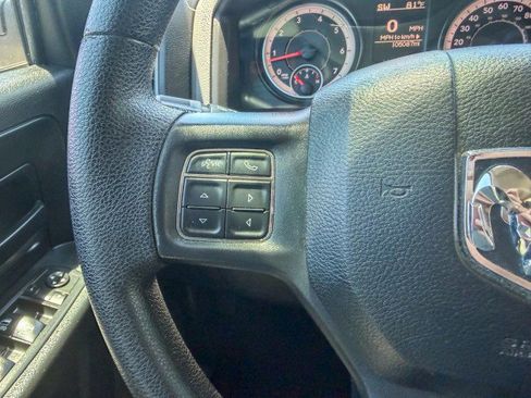 Used 2017 RAM 1500 Express RWD image 12
