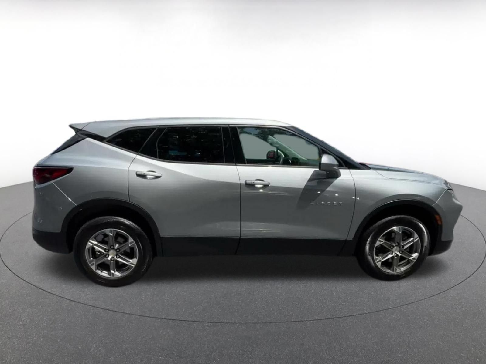 Used 2026 Chevrolet Blazer LT AWD/4WD image 15