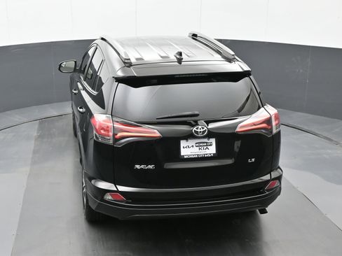 Used 2017 Toyota RAV4 LE image 34