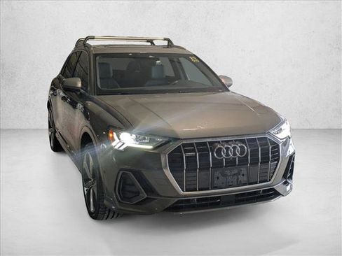 Used 2021 Audi Q3 2.0T Premium Plus image 3