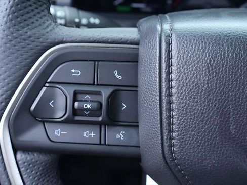 Certified 2025 Toyota Tacoma Limited AWD/4WD image 23