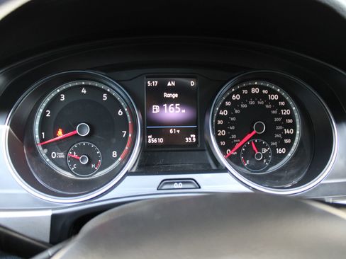 Used 2018 Volkswagen Atlas SE FWD image 11