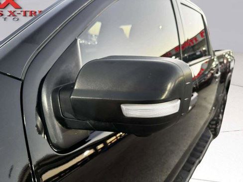Used 2021 Nissan Titan PRO-4X w/ Pro-4x Convenience Package AWD/4WD image 14