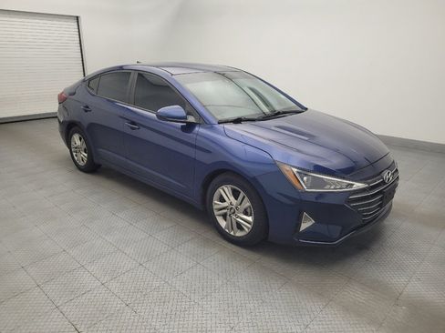 Used 2019 Hyundai Elantra SEL FWD image 11