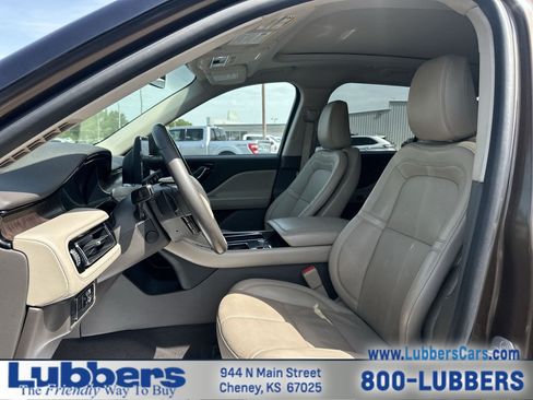 Used 2022 Lincoln Aviator Reserve RWD image 11