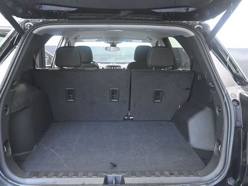 Used 2024 Chevrolet Equinox LT AWD/4WD image 17