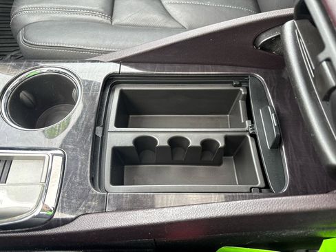 Used 2017 Buick Enclave Premium w/ Experience Buick Package AWD/4WD image 28