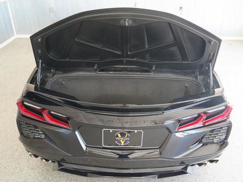 Used 2023 Chevrolet Corvette Stingray Premium Conv w/ Z51 Performance Package RWD image 46
