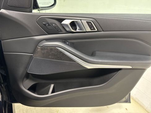 Used 2022 BMW X5 xDrive45e w/ M Sport Package image 36