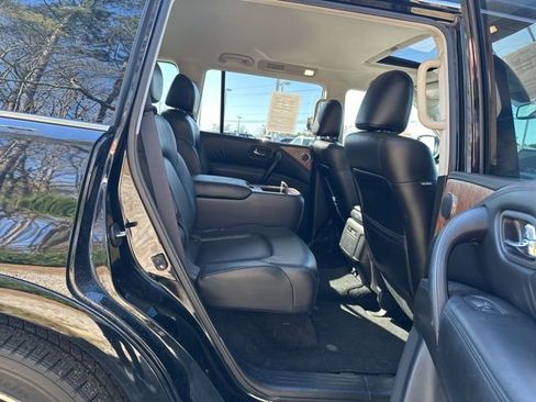 Used 2021 Nissan Armada SL w/ Captain's Chairs Package image 16