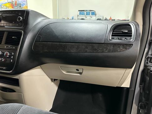 Used 2014 Dodge Grand Caravan SE w/ Quick Order Package 29E SE image 31