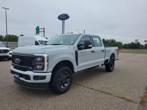New 2026 Ford F250 XL w/ STX Appearance Package AWD/4WD image 21
