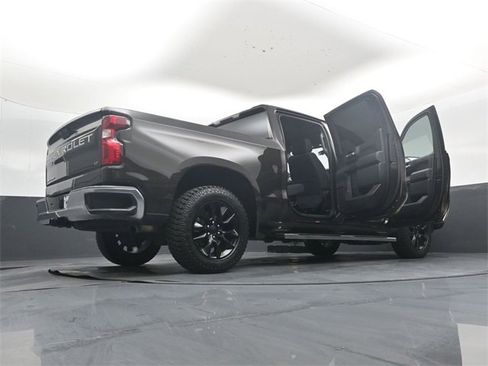 Used 2019 Chevrolet Silverado 1500 LT w/ Texas Edition image 52