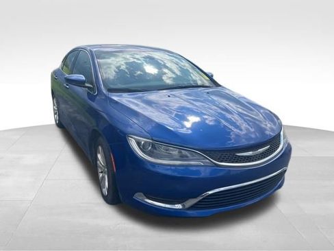 Used 2016 Chrysler 200 Limited w/ Anniversary Edition FWD image 11