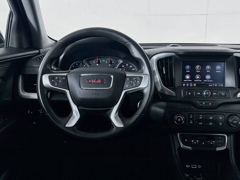 Used 2024 GMC Terrain SLE AWD/4WD image 17
