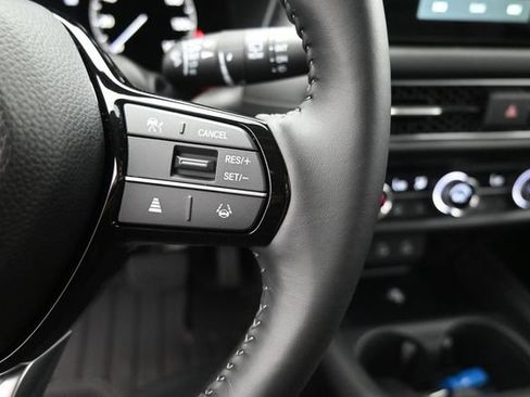 New 2026 Honda HR-V EX-L image 17