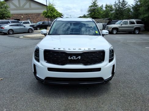 Used 2022 Kia Telluride EX w/ EX Premium Package AWD/4WD image 2