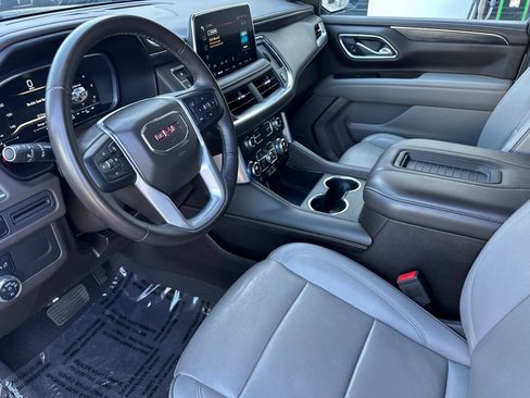 Used 2023 GMC Yukon SLT image 11