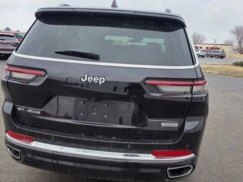 Used 2023 Jeep Grand Cherokee L Overland image 9