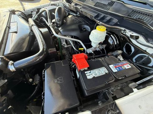 Used 2017 RAM 1500 Laramie AWD/4WD image 23