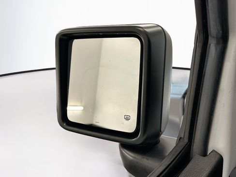 Used 2025 Jeep Wrangler Willys image 16