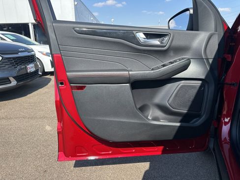 New 2026 Ford Escape ST-Line w/ Tech Pack #1 image 22