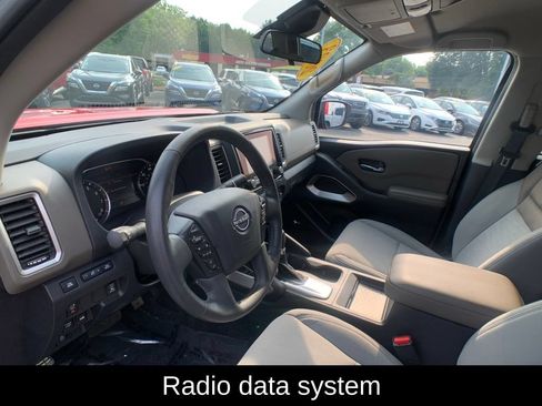 Used 2023 Nissan Frontier SV w/ SV Convenience Package AWD/4WD image 12