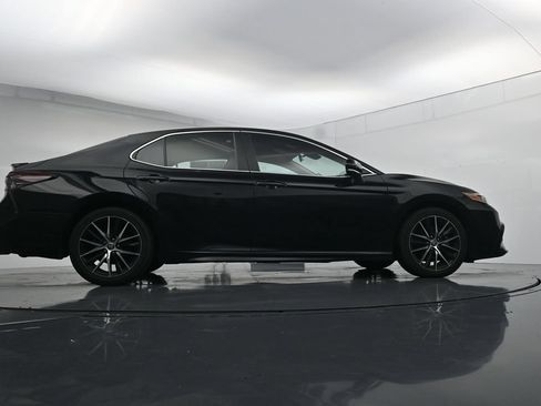 Used 2024 Toyota Camry SE FWD image 24