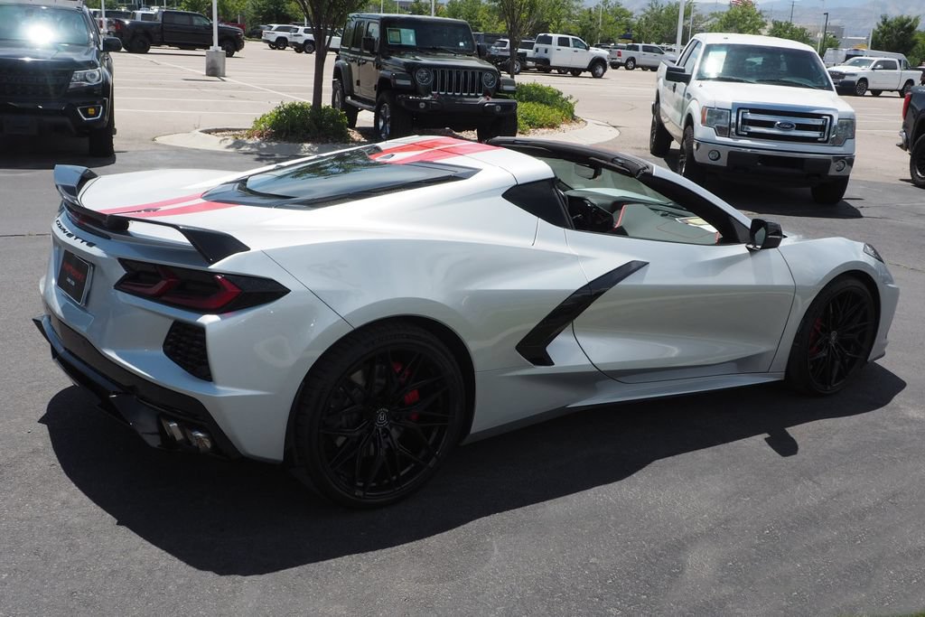 Used 2020 Chevrolet Corvette Stingray Preferred Cpe w/ 2LT Preferred Equipment Group RWD image 5