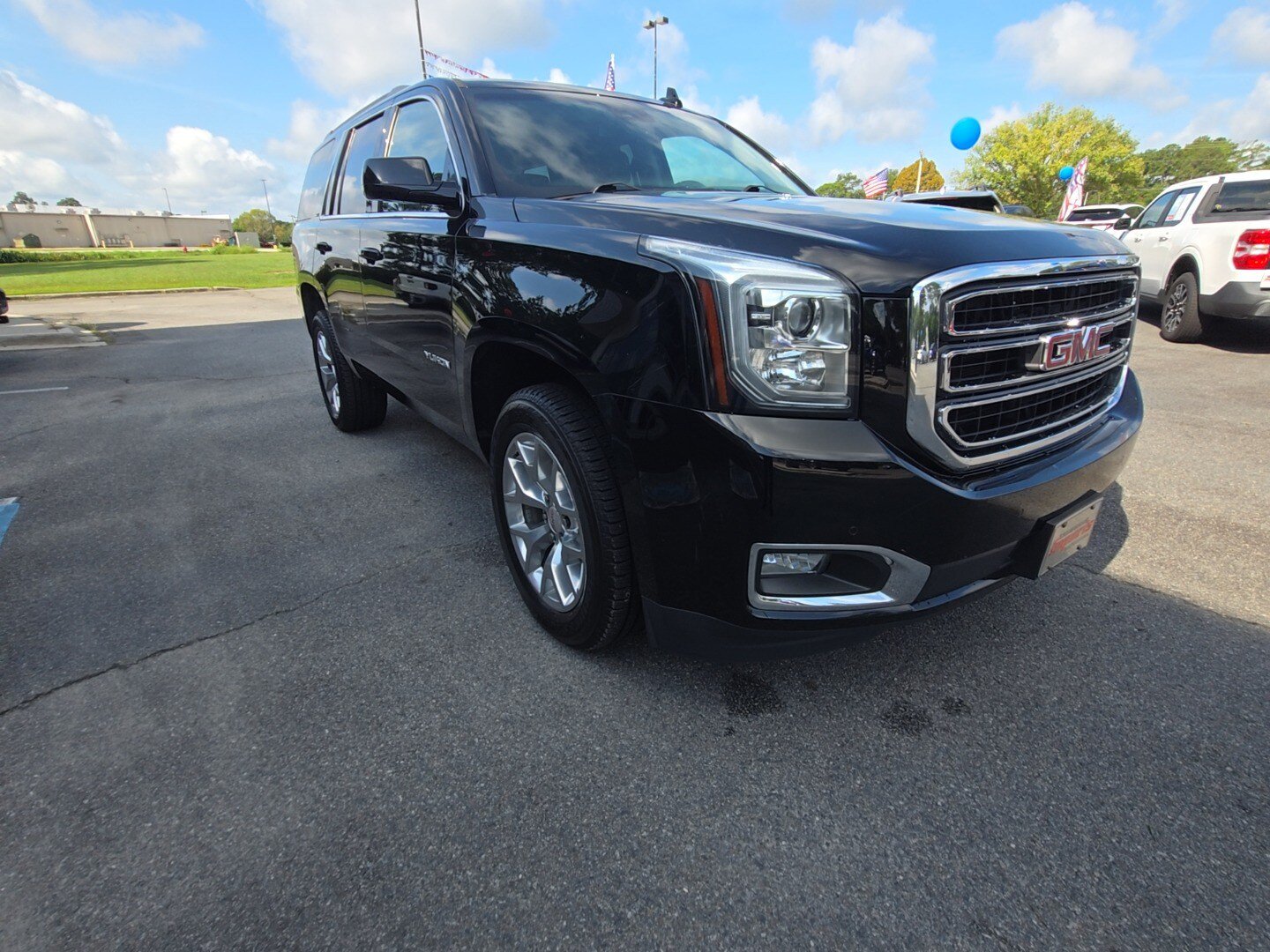 Used 2018 GMC Yukon SLT w/ HD Trailering Package AWD/4WD image 4