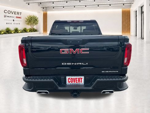 Used 2025 GMC Sierra 1500 Denali w/ Technology Package AWD/4WD image 9