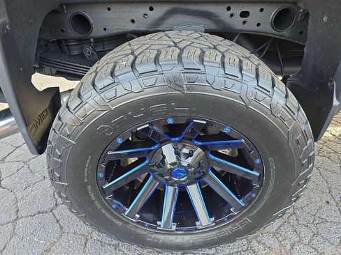 Used 2016 GMC Sierra 2500 Denali w/ Duramax Plus Package image 17