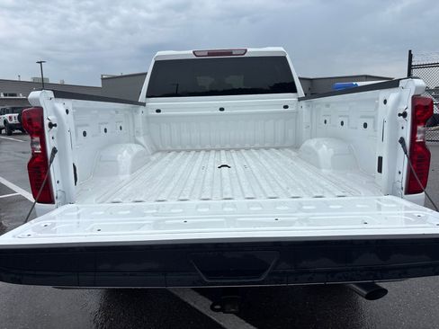 Used 2025 Chevrolet Silverado 2500 W/T w/ WT Convenience Package RWD image 9