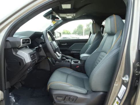 Used 2024 Toyota Tacoma 4x4 Double Cab Hybrid image 19