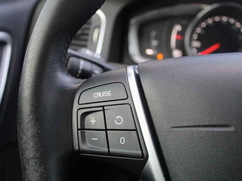 Used 2017 Volvo S60 T5 Dynamic w/ Vision Package image 14