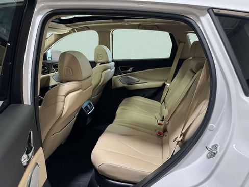 Used 2023 Acura RDX AWD w/ Advance Package image 25