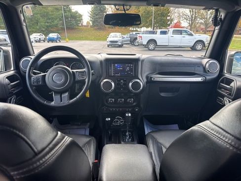 Certified 2016 Jeep Wrangler Unlimited Sahara w/ Connectivity Group image 11