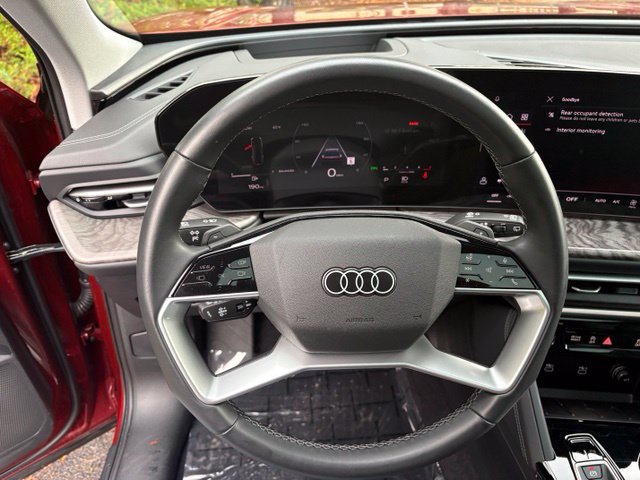 Used 2025 Audi Q5 Premium Plus AWD/4WD image 29
