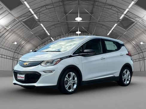 Used 2018 Chevrolet Bolt LT image 4