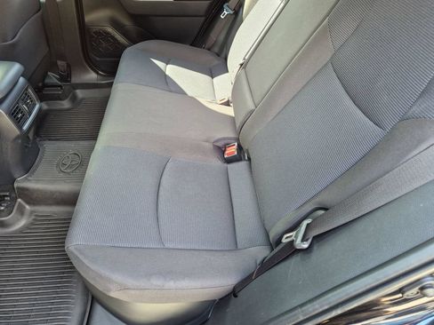 Used 2024 Toyota RAV4 LE AWD/4WD image 22