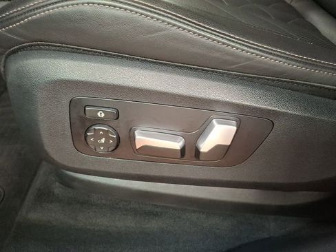 Used 2024 BMW X5 xDrive40i w/ Premium Package image 10