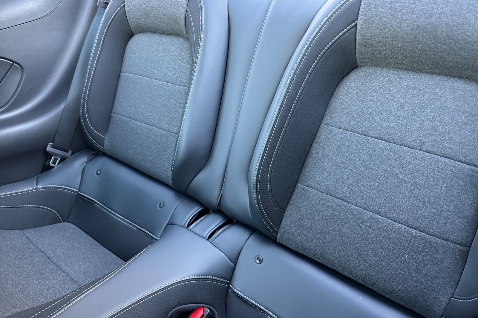 Used 2025 Ford Mustang Coupe RWD image 12