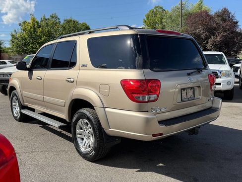 Used 2005 Toyota Sequoia SR5 RWD image 15