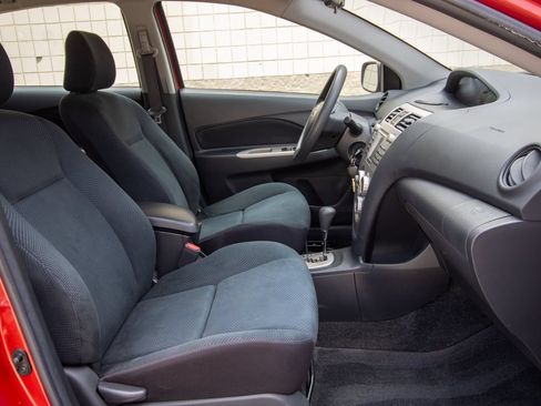 Used 2010 Toyota Yaris Sedan FWD image 20