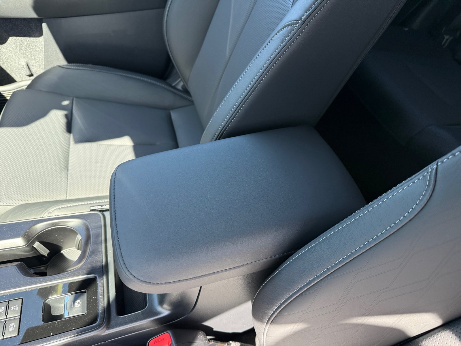 New 2026 Subaru Outback Touring XT AWD/4WD image 14