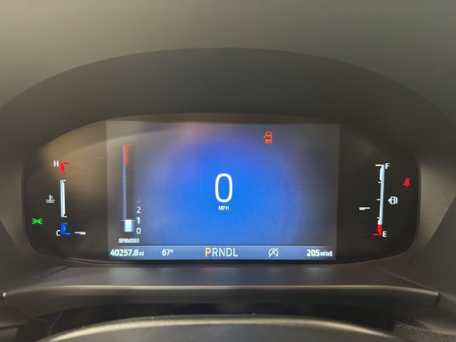 Used 2025 Ford Escape Active AWD/4WD image 9