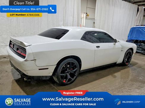 Used 2015 Dodge Challenger R/T Plus RWD image 4
